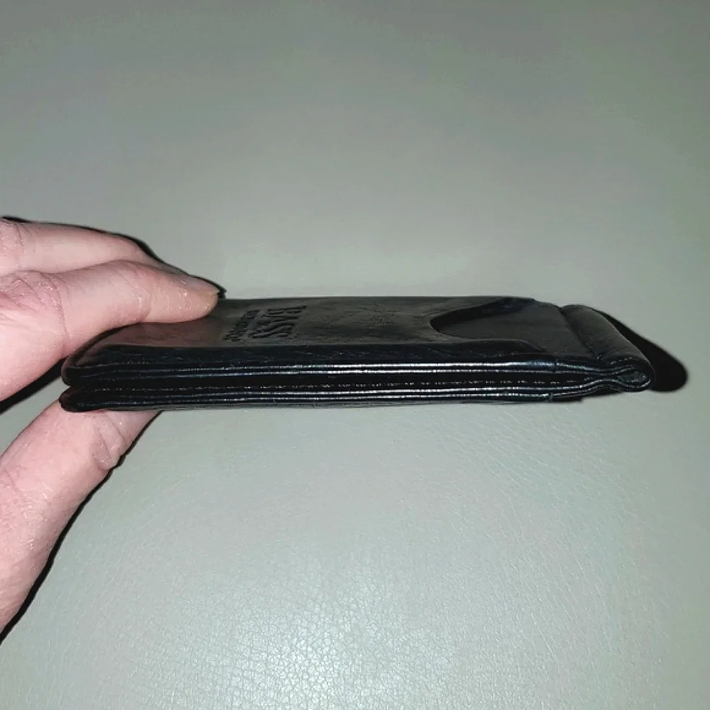 G.H. Bass & Co. Leather Card Holder Money Clip